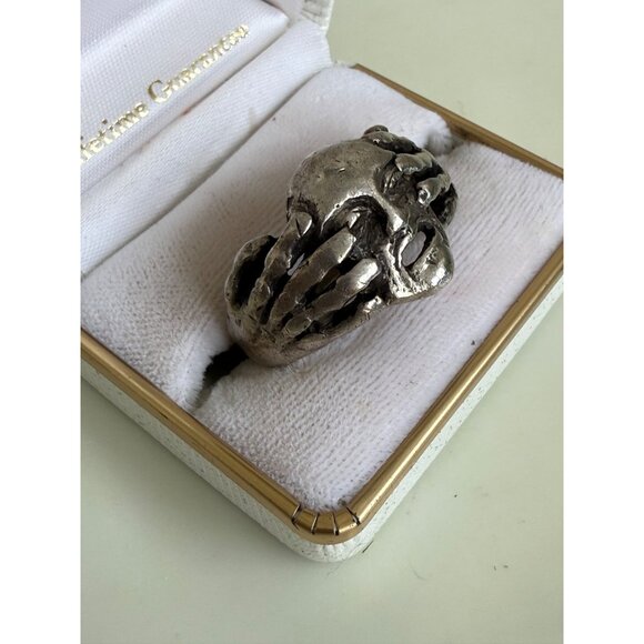 Vintage 90's Mens Sterling Silver Biker Ring Skull with hands Over Eyes Size 13 - Picture 4 of 16